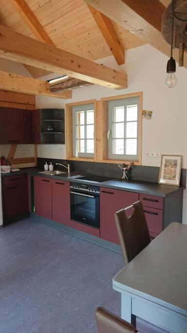 Mothsgut - Moderne Ferienwohnung Auf Dem Bauernhof Im Erzgebirge Oelsnitz  외부 사진